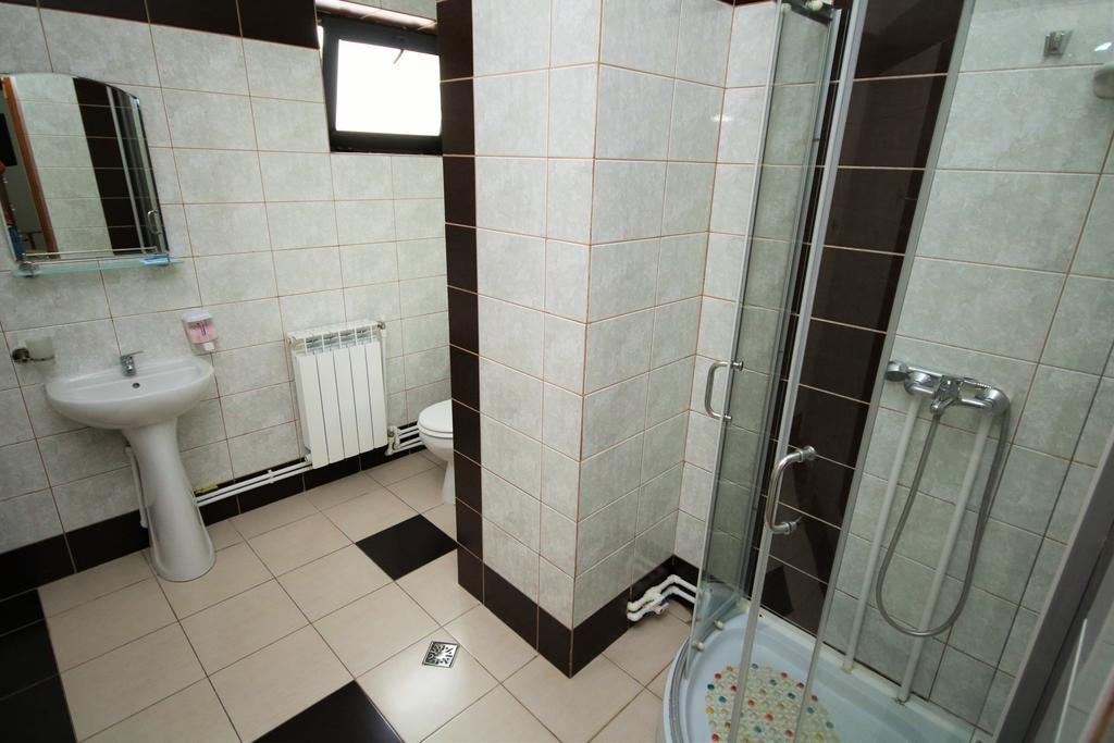 Pensiunea Eden Băile Olăneşti Exterior foto