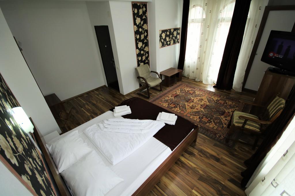 Pensiunea Eden Băile Olăneşti Exterior foto