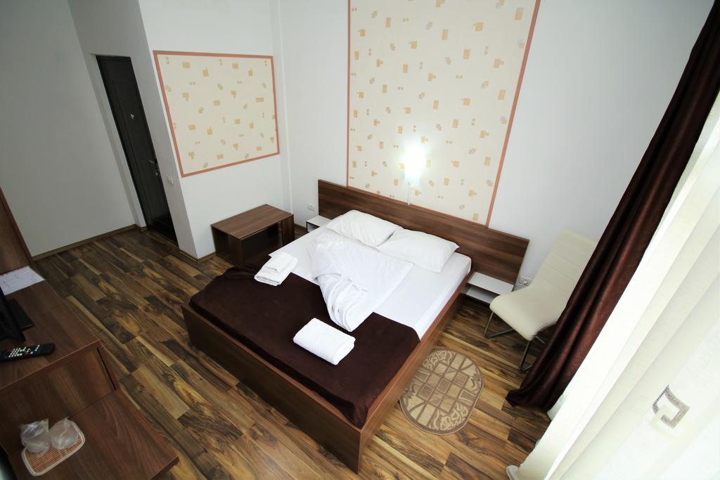 Pensiunea Eden Băile Olăneşti Exterior foto